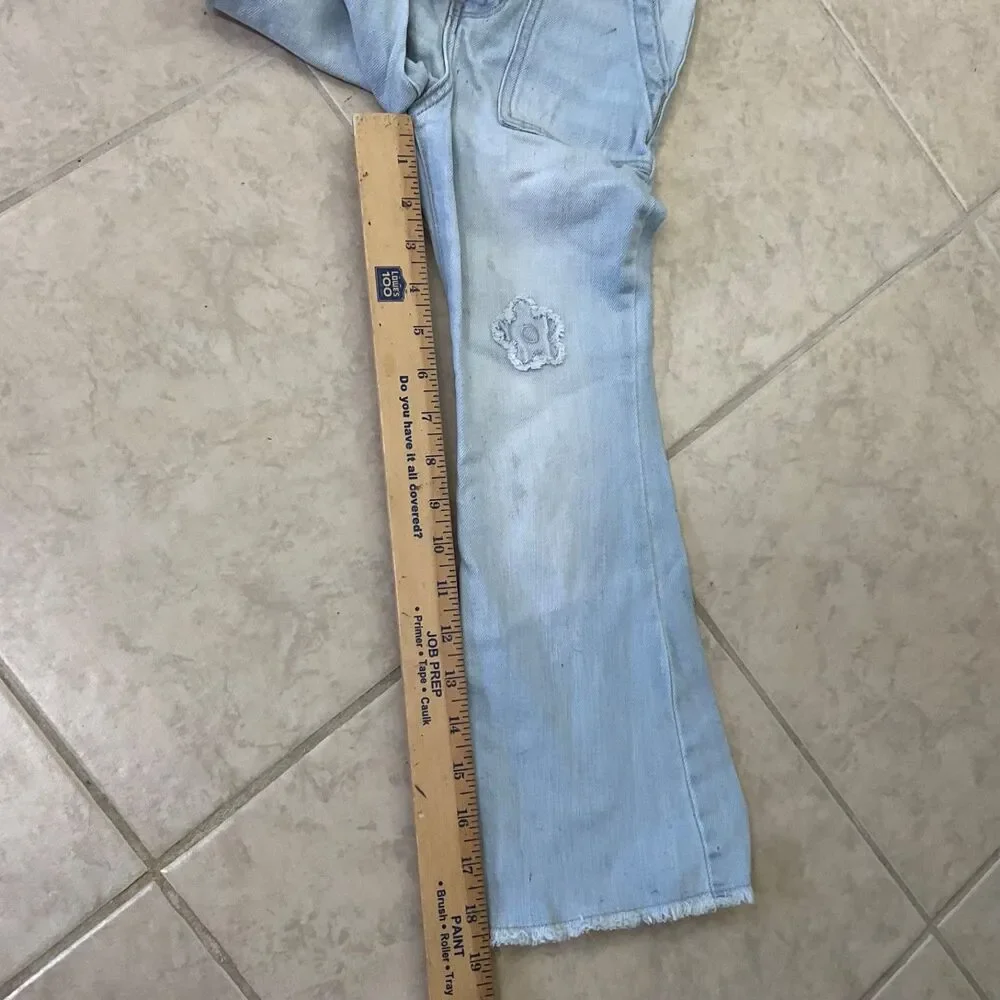 Oshkosh B'gosh Girls Flare Denim Jeans Size 6/6X light wash floral applque *